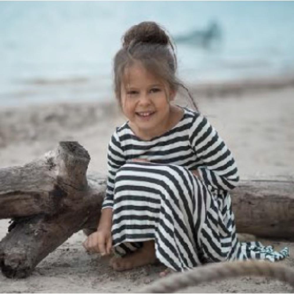 NWT Mouse In A House Girl's Striped Dress size 4-5 years